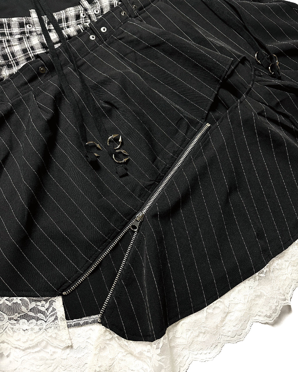 004 SKIRT - FRAYED BANQUET