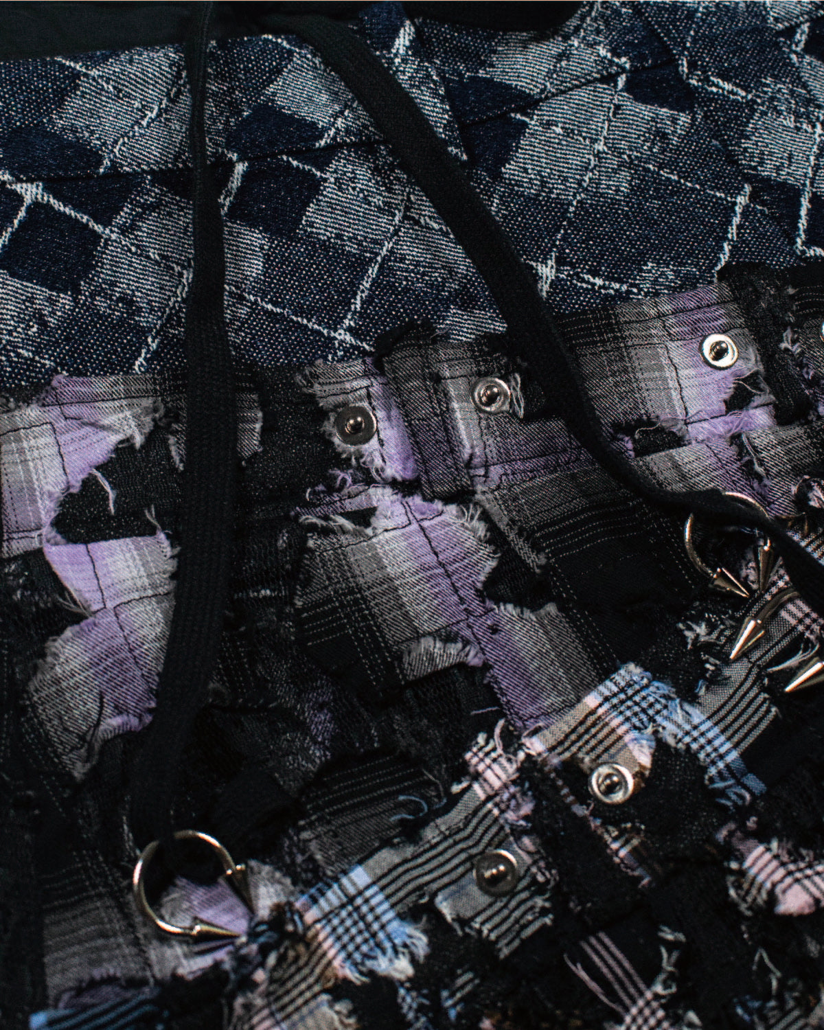 004 SKIRT - FRAYED BANQUET