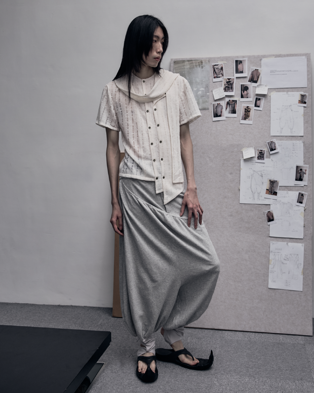 26Pre-Fall 015 Pants - Frontier (Gray)