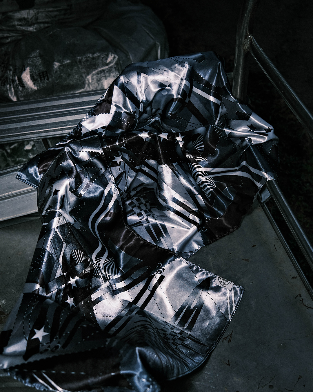 KERCHEIF (Glossy)