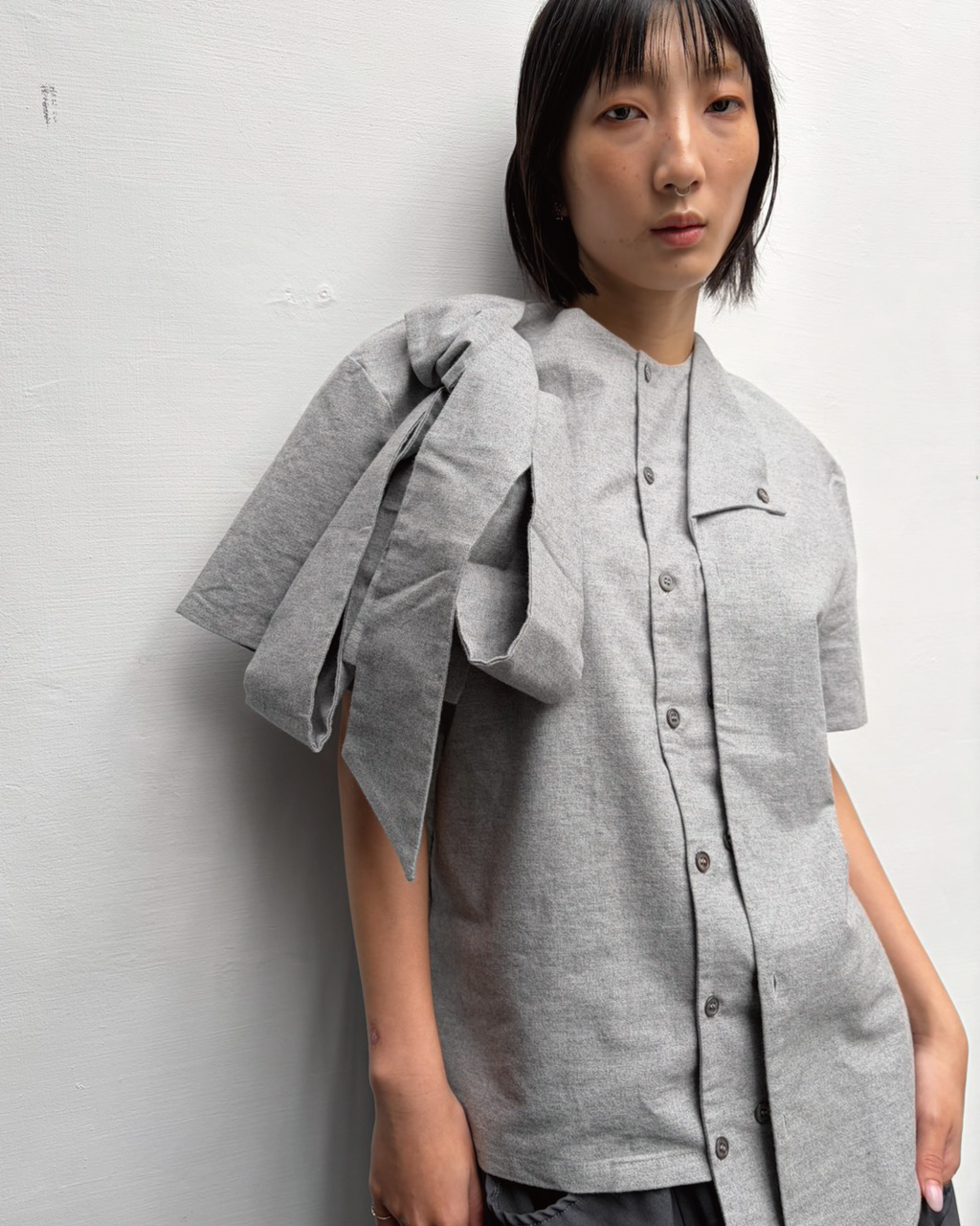 26Pre-Fall 013 Shirt - Velied (Gray)