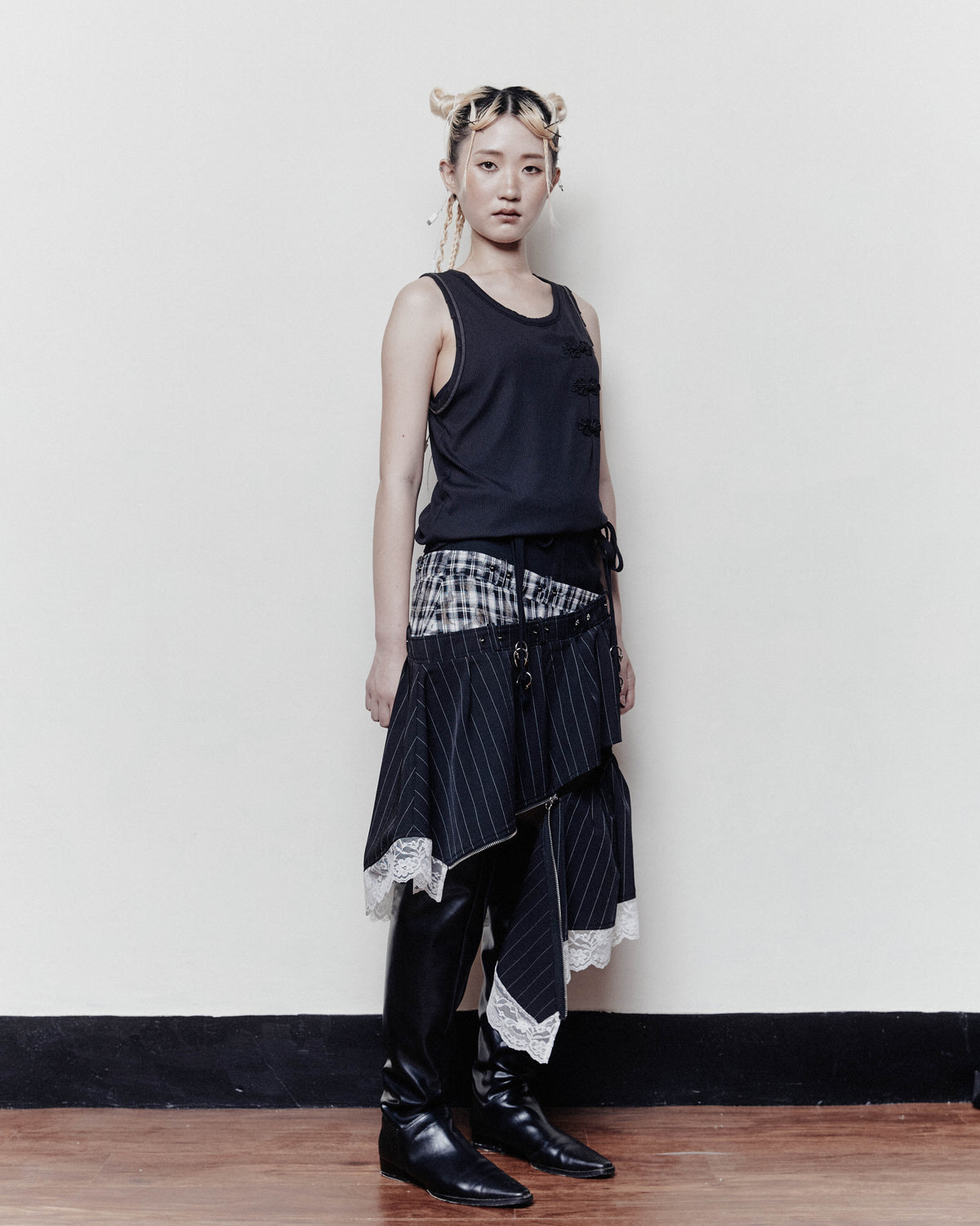 25SS-004 SKIRT - FRAYED BANQUET