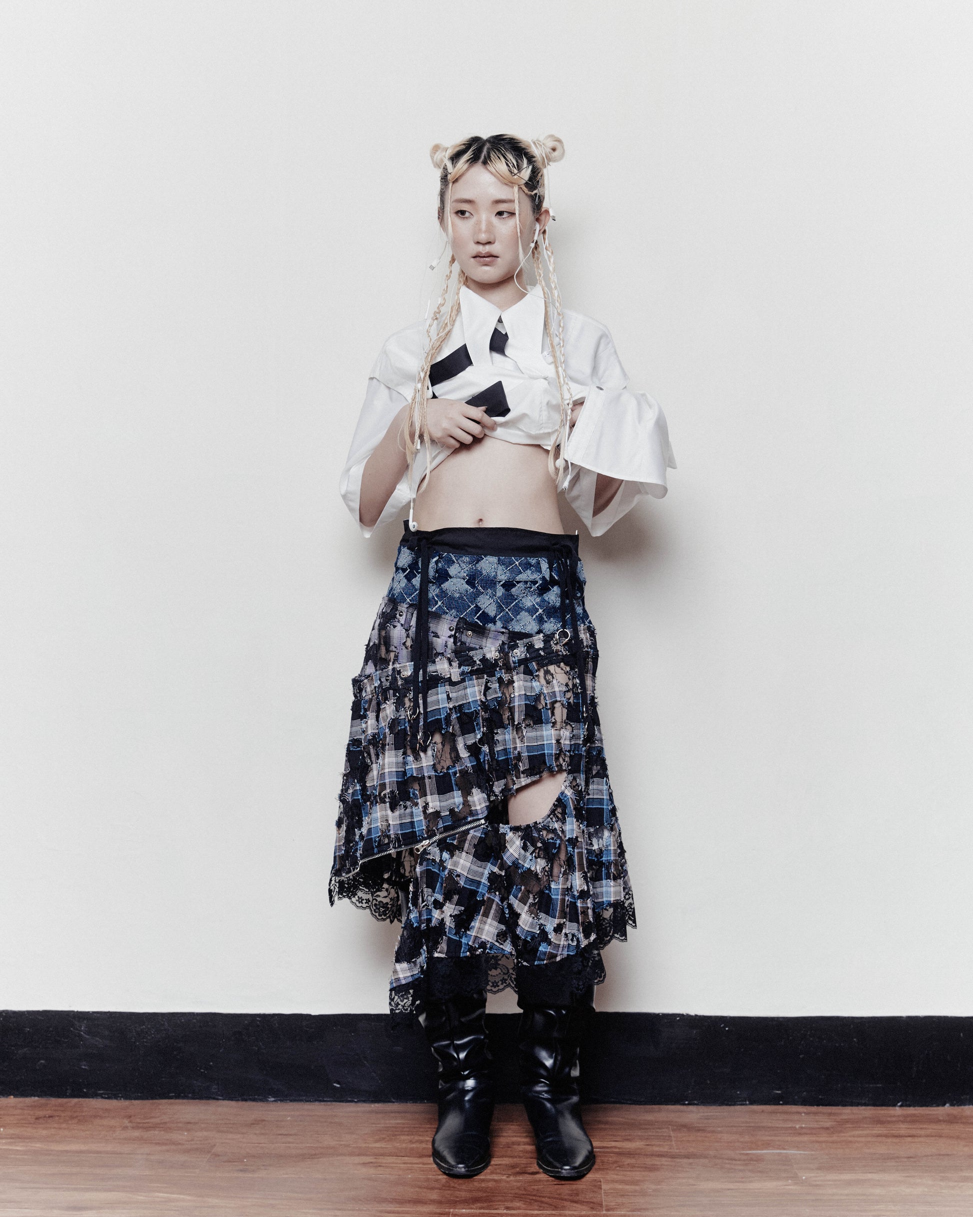 004 SKIRT - FRAYED BANQUET