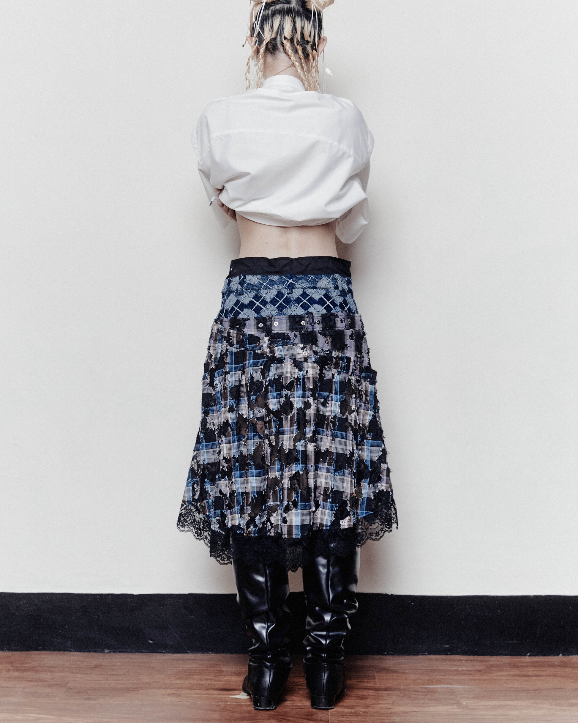 004 SKIRT - FRAYED BANQUET